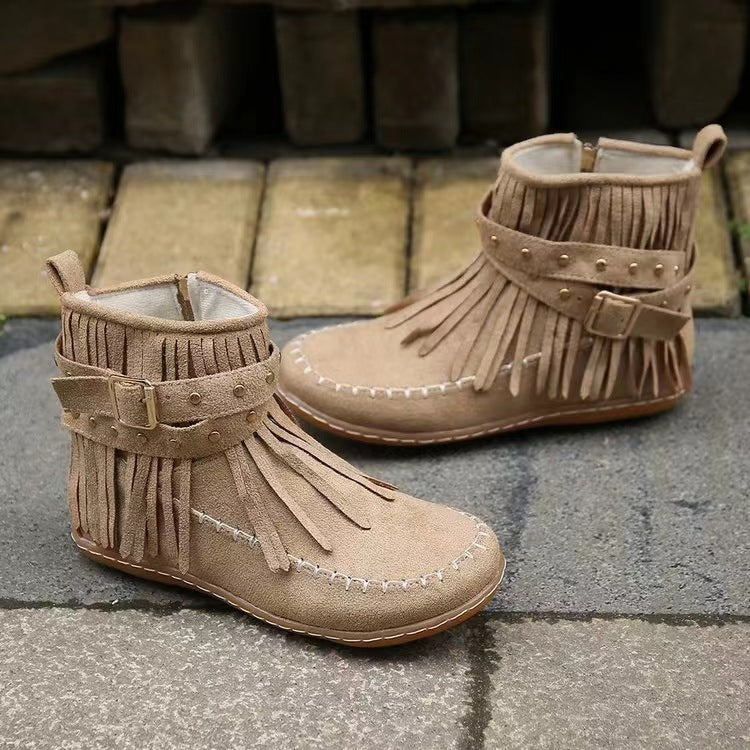 Drune | Wildlederstiefel Fransen Detail Mokassin Stil Nietenriemen Flache Sohle