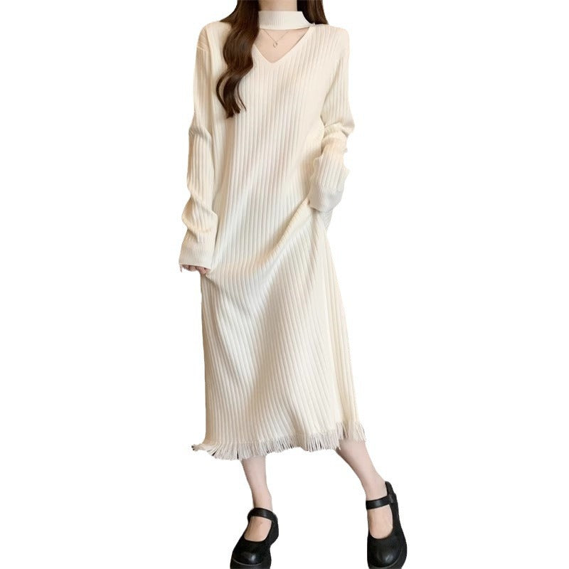 Damen Strickkleid mit V-Ausschnitt und Fransen Drune