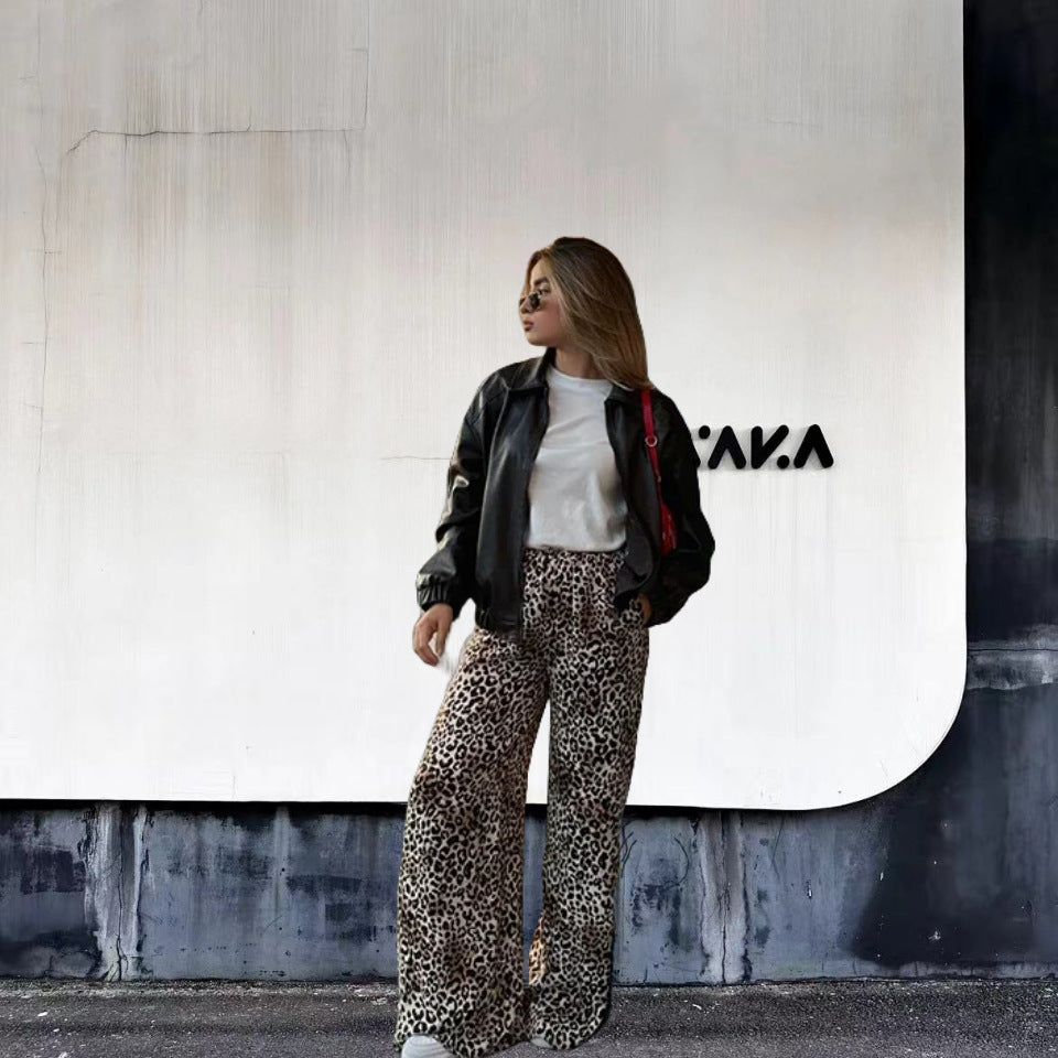 Damen Weite Leoprint-Hose aus fließendem Material Drune