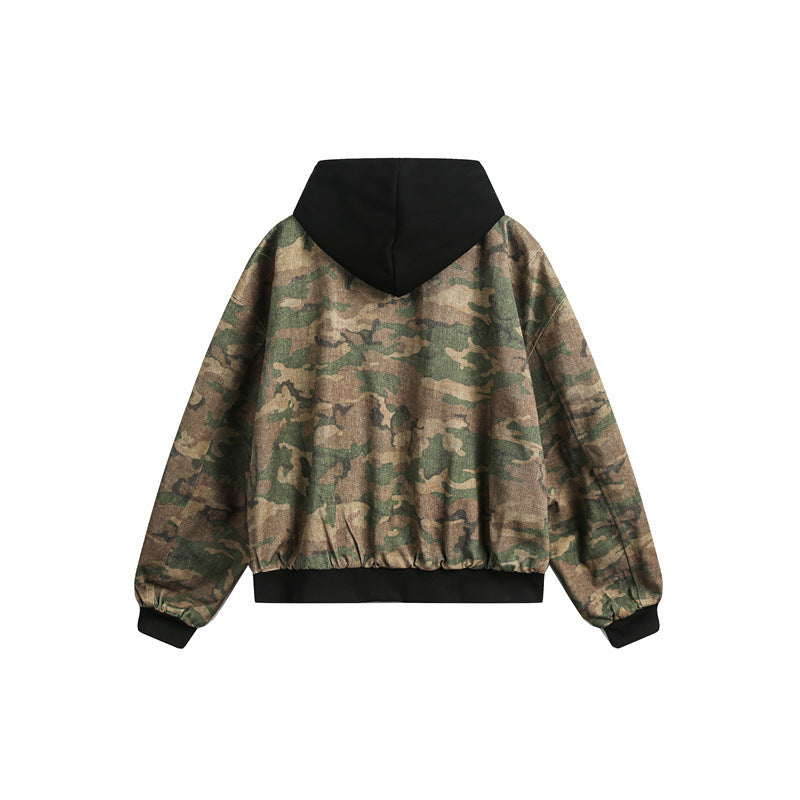 Herren Kurz geschnittener Oversize-Bomber im Layer-Look mit integrierter Kapuze und Camouflage-Jacquard Drune