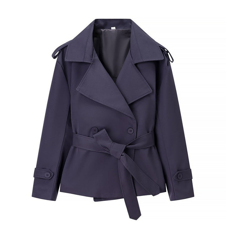 Damen 50+ kurzer Taillen-Trenchblazer mit Bindegürtel und weitem Revers Drune