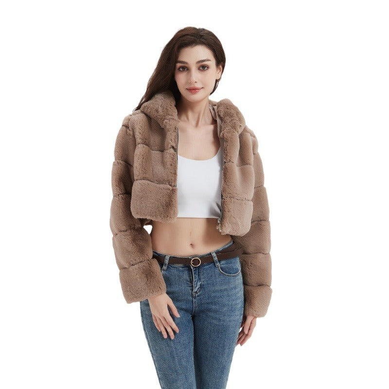 Damen Cropped Kunstpelzjacke mit horizontaler Panelstruktur und Reißverschluss Drune