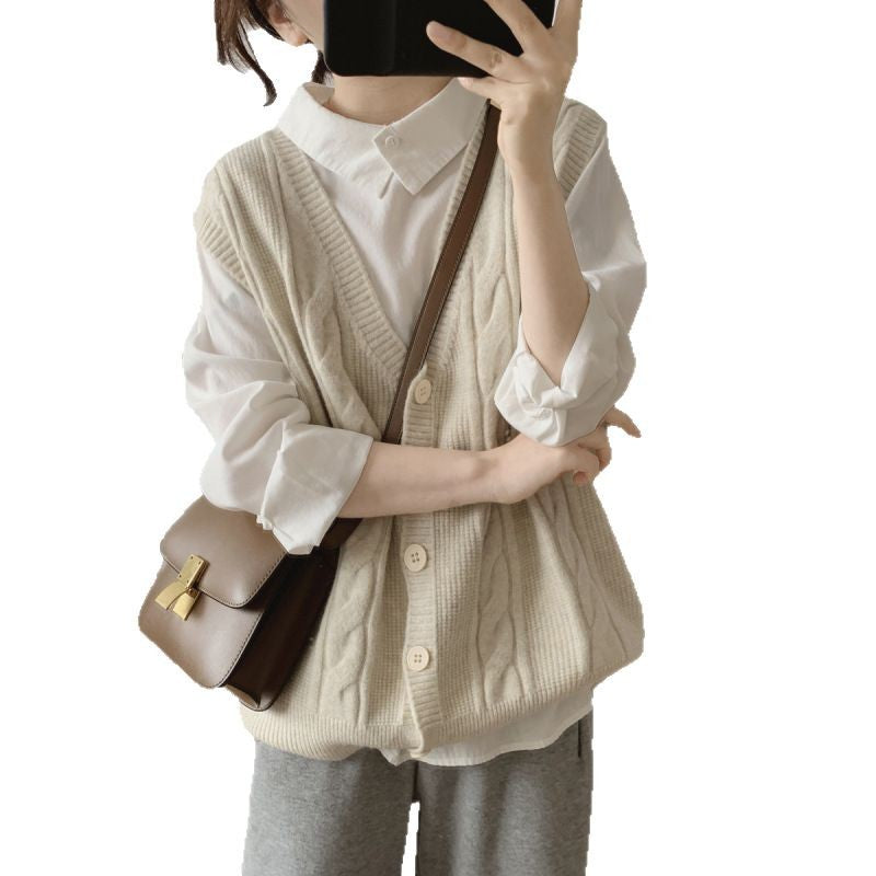 Damen Strickweste mit Zopfmuster und Knopfdetails Drune