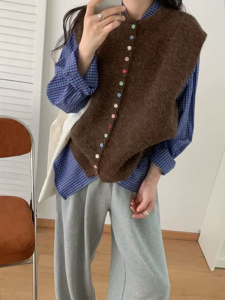 Damen Strickweste mit bunten Knopfdetails und modernem Schnitt Drune