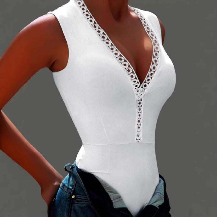 Damen Bodysuit mit dekorativem V-Ausschnitt und Spitzenbesatz Drune