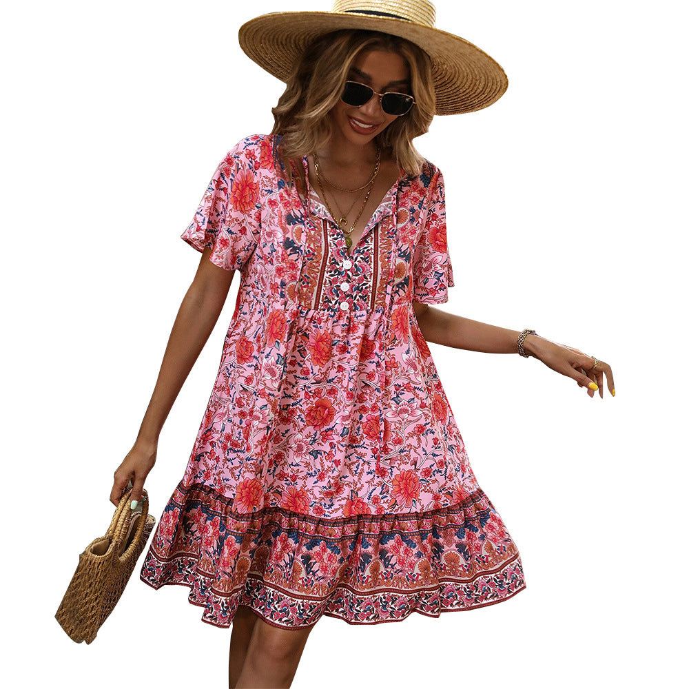 Damen Sommerliches Blumenkleid mit verspieltem Rüschensaum und Knopfdetail Drune