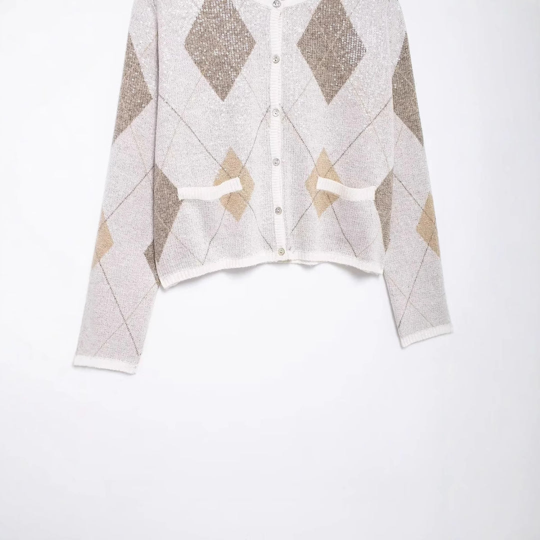 Damen nan kurz geschnittene Strickjacke mit Rauten‑Pailletten und aufgesetzten Taschen Drune