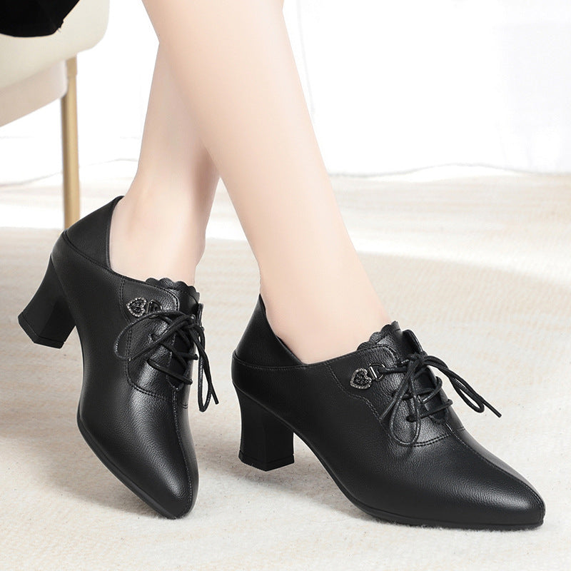Drune | Schwarze Spitze Damenschuhe Mit Bequemen Mittelabsätzen