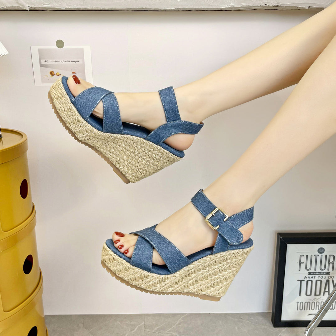 Damen nan Keil-Espadrille-Sandale mit geflochtener Juteplattform, gekreuzten Textilriemen und verstellbarer Metallschnalle Drune