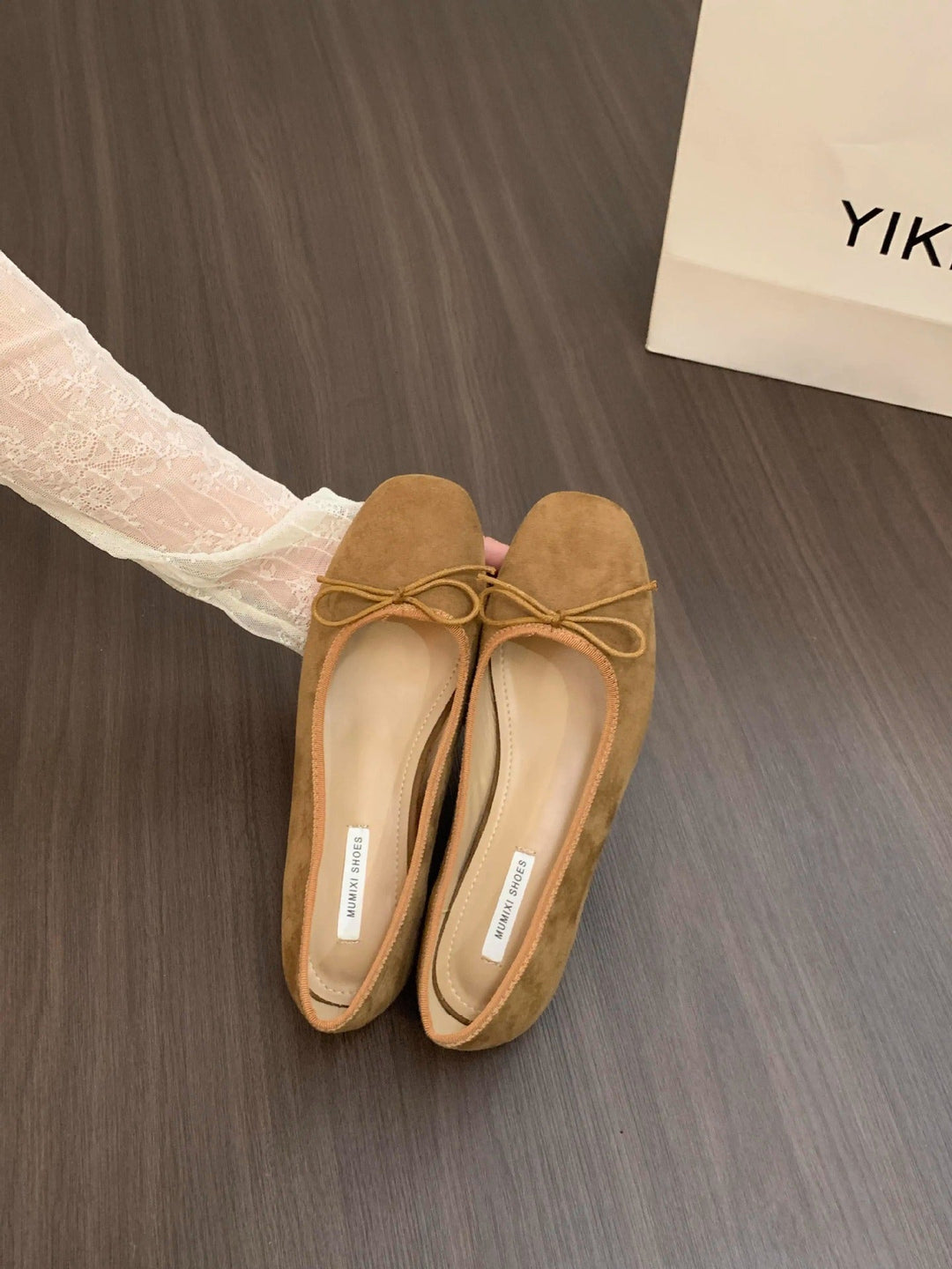 Damen Ballerinas aus hochwertigem Wildleder mit dekorativer Schleife Drune