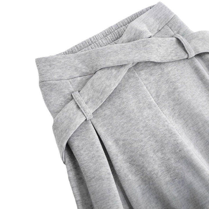 Damen Jogginganzug mit oversize Schnitt und trendigen Details Drune