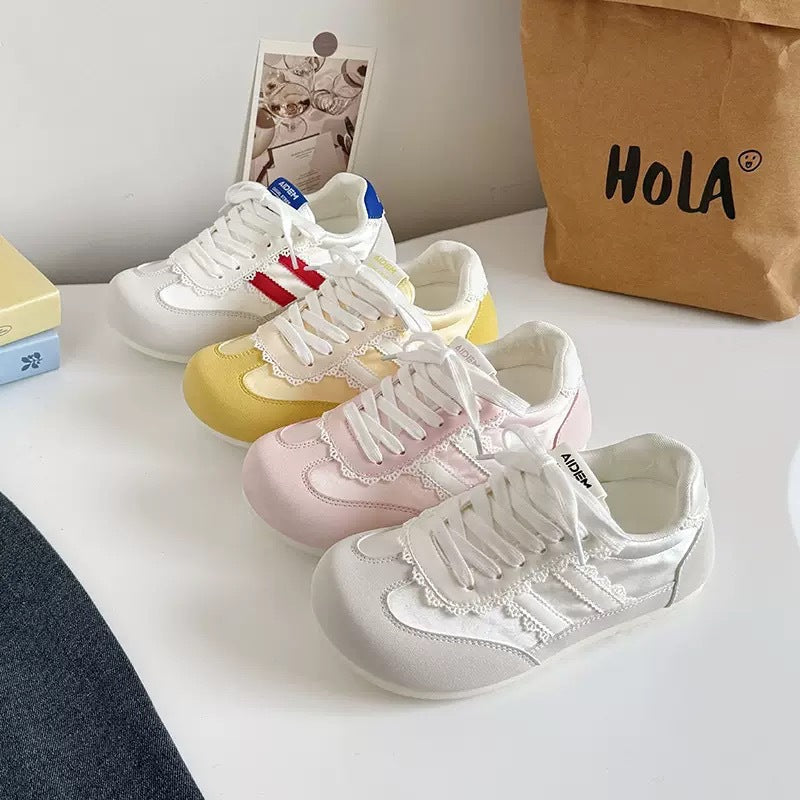 Damen Retro Sneaker mit Spitzen-Details Drune