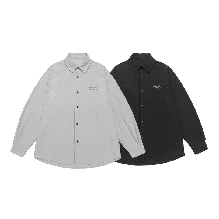 Unisex Leichtes Overshirt im Coach-Stil mit Hemdkragen und Brustprint Drune