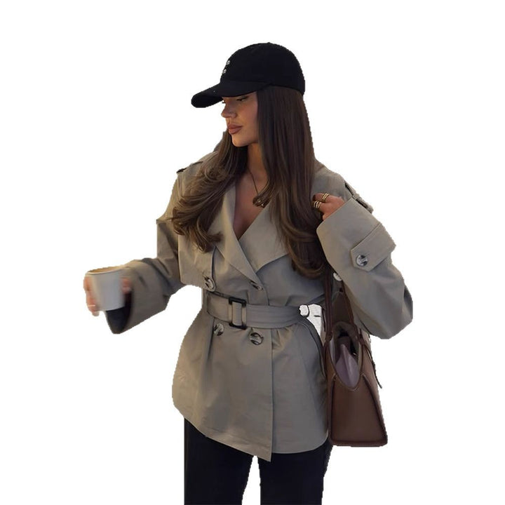 Damen Kurzer taillierter Trenchcoat mit Gürtel und Schulterklappen Drune