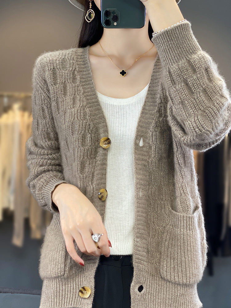 Damen Weicher Angora‑Look Zopfmuster-Cardigan mit V‑Ausschnitt und aufgesetzten Taschen Drune