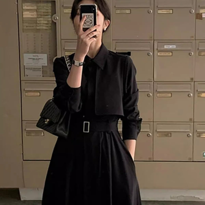 Damen Modernes Hemdblusen-Maxikleid mit taillierendem Stoffgürtel und weitem Tellerrock Drune