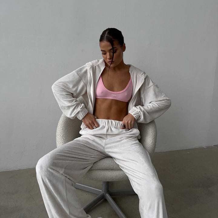 Damen cropped Samt-Zipjacke mit Kapuze und elastischer High-Waist Loungehose Drune
