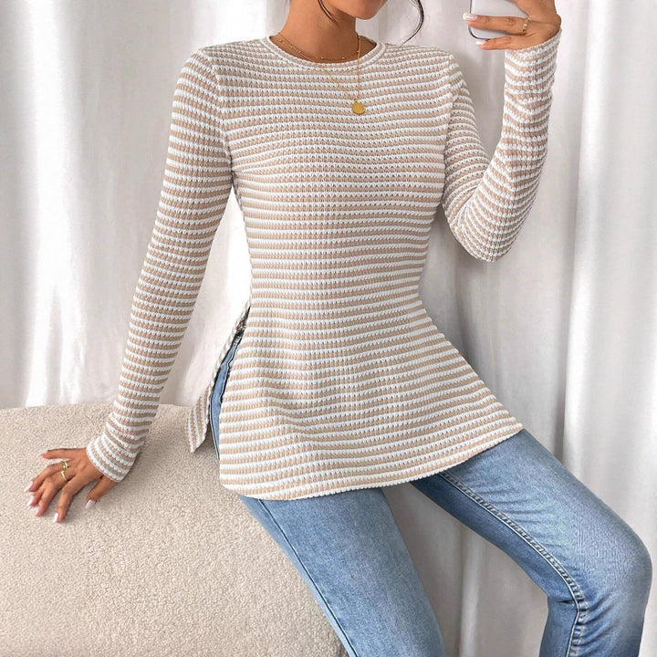 Damen Langarmshirt mit modernem Strickmuster und seitlichen Schlitzen Drune