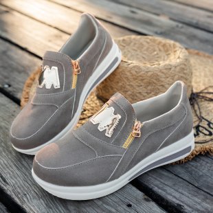 Damen Slip-On Plateau-Sneaker mit dekorativem Metall-Reißverschluss und Logo-Applikation Drune