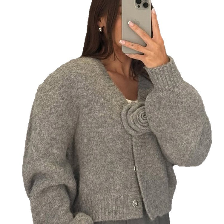 Damen Kurzer Mohair-Cardigan mit Rosenapplikation und kastiger Silhouette Drune