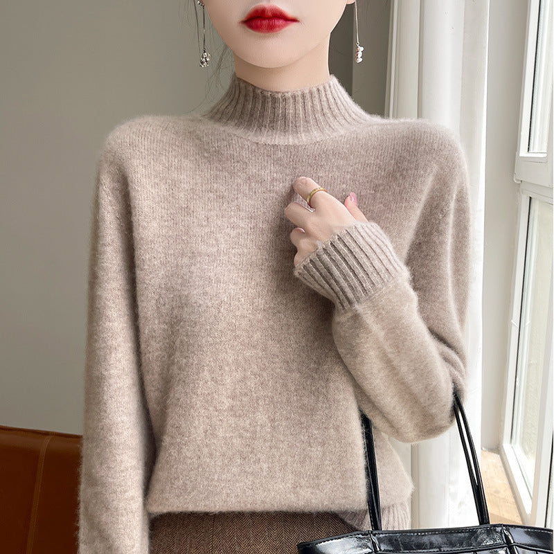 Damen Luxusweicher Midweight-Mockneckpullover aus Angora‑Optik mit feiner Rippe und entspannter Silhouette Drune