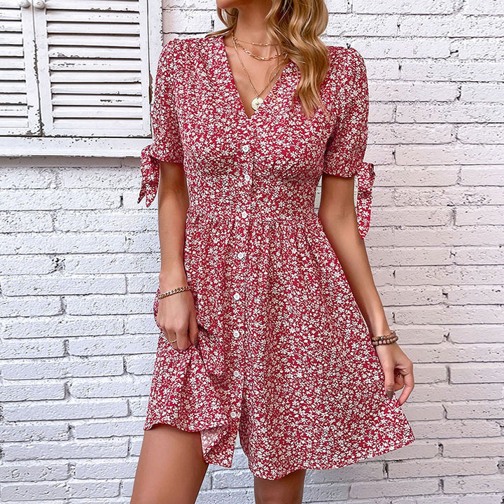 Damen Blusenkleid mit floralen Mustern und verspielten Rüschen Drune