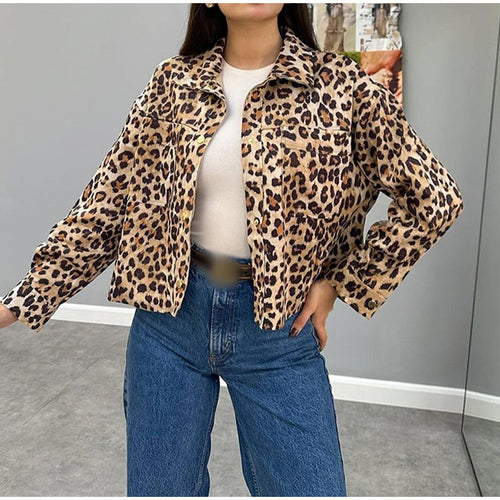 Damen modische Jacke im Leo-Design Drune