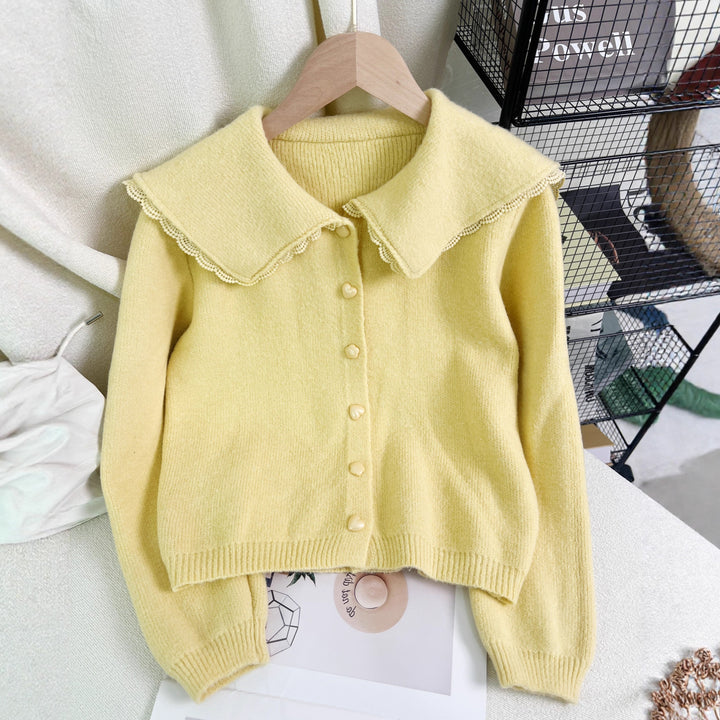 Damen niedliche Strickjacke mit großem Kragen und dekorativen Knopfdetails Drune