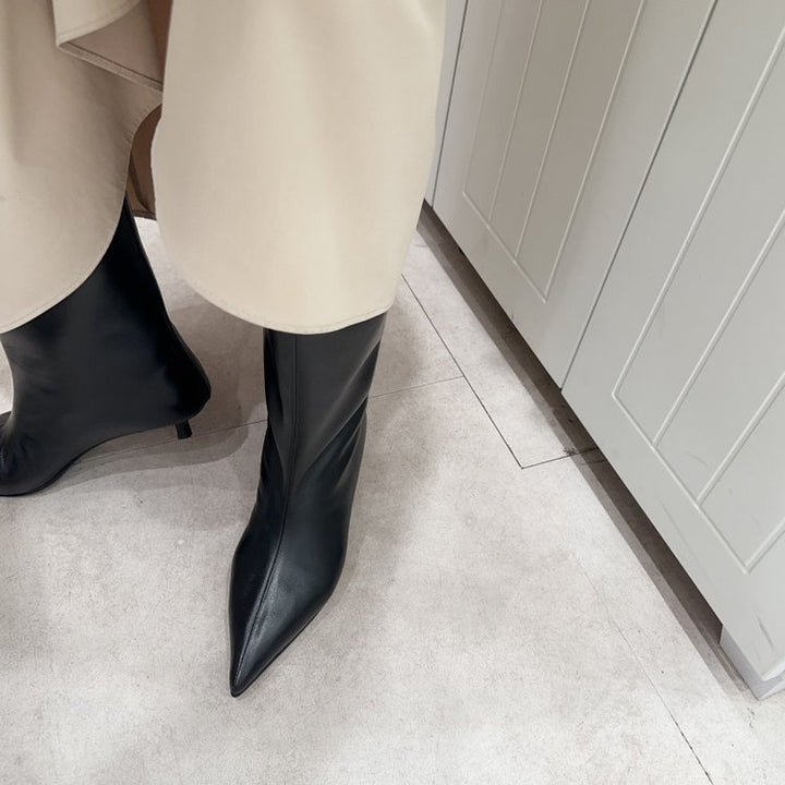 Damen Wadenhohe schlanke Stiefeletten mit spitzer Zehenpartie und niedrigem Kitten‑Absatz Drune