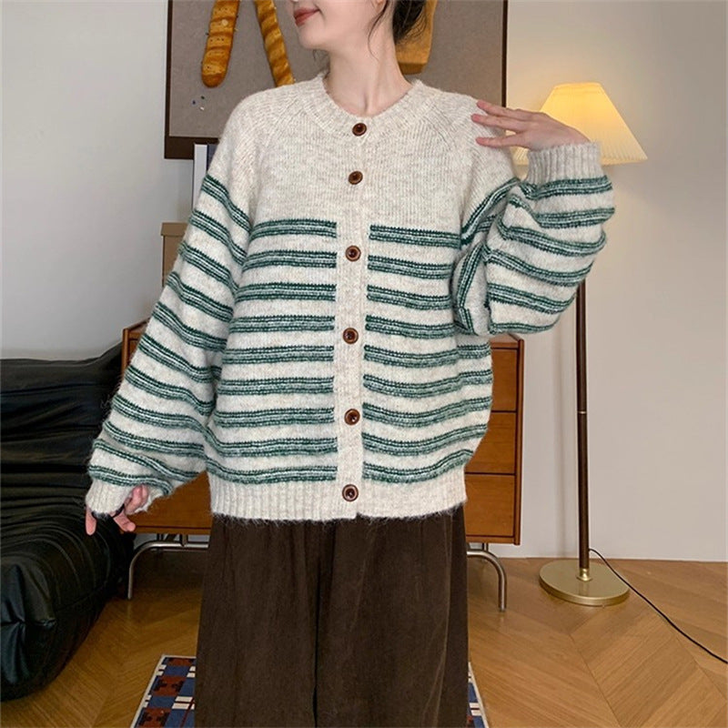 Damen Grobstrickjacke mit modernen Streifen und Knopfdetails Drune
