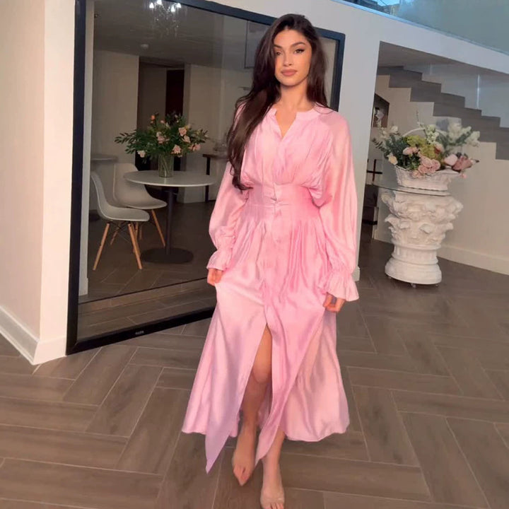 Damen Maxikleid aus Satin mit taillierter Raffung, Stehkragen und vorderem Schlitz Drune