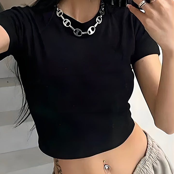 Damen figurbetontes Kurzarm-Shirt mit Rundhalsausschnitt Drune