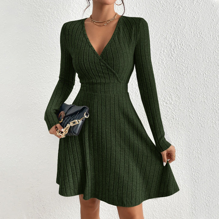 Damen figurschmeichelndes geripptes Wickel-Strickkleid mit tailliertem Bund und ausgestelltem Rock Drune