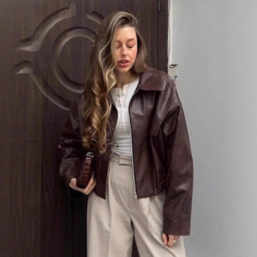 Damen cropped Lederjacke mit robustem Kragen und praktischen Taschen Drune