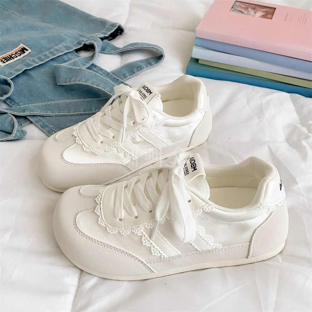 Damen Retro Sneaker mit Spitzen-Details Drune