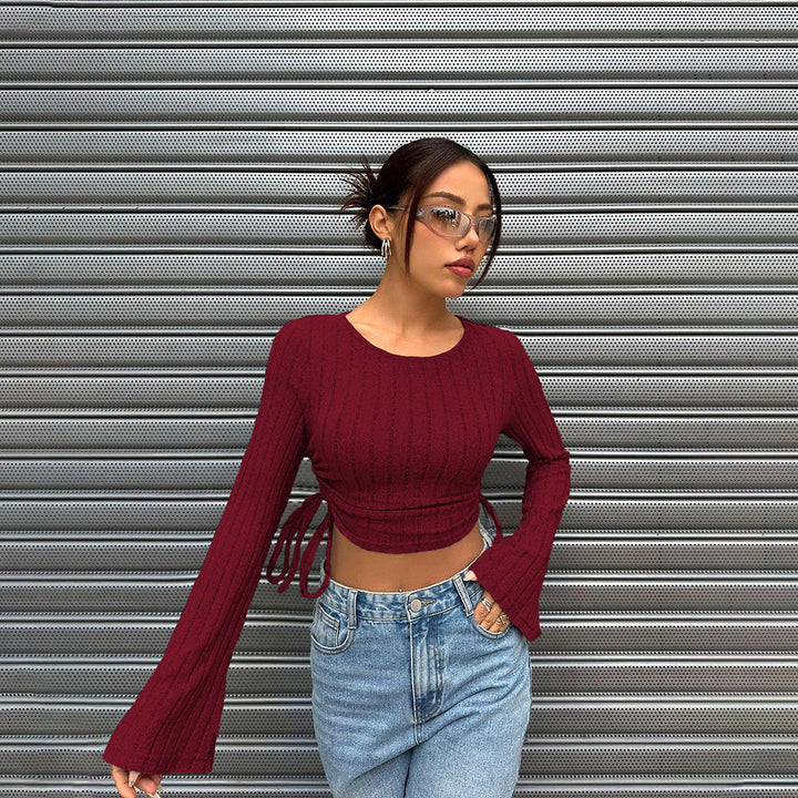 Damen geripptes Cropped-Longsleeve mit seitlicher Tunnelzugraffung, ausgestellten Ärmeln und figurbetonter Passform Drune