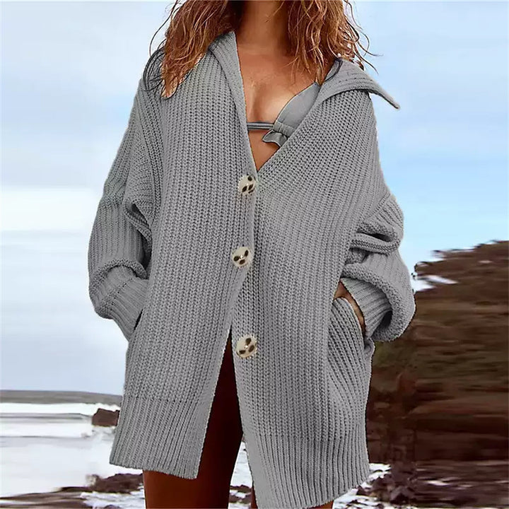 Damen Grobstrickjacke mit modernem Reverskragen und dekorativen Knöpfen Drune