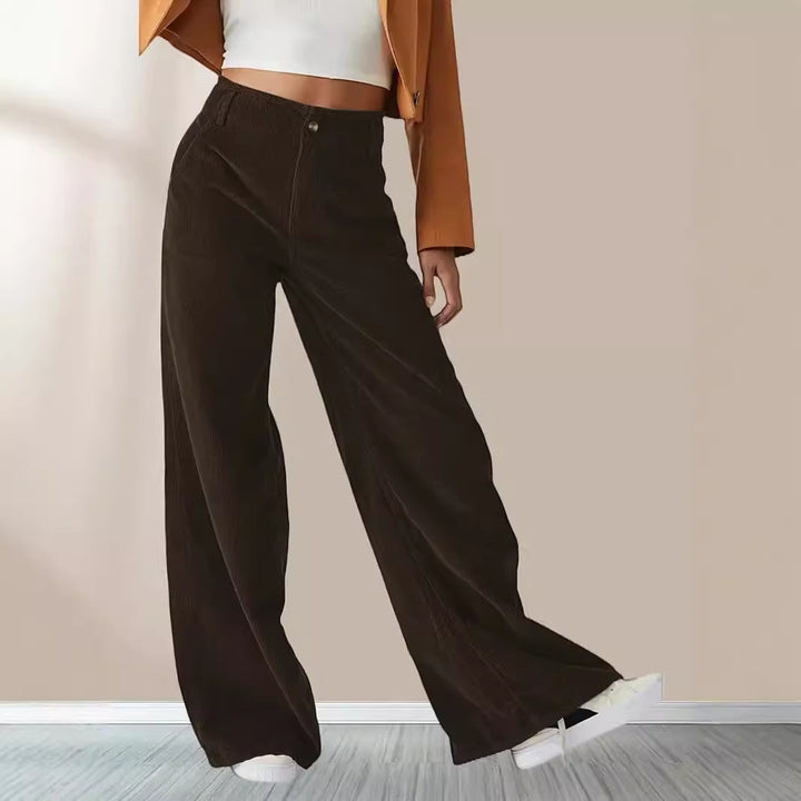 Damenweite Cordhose mit eleganter Bundfalten-Optik Drune