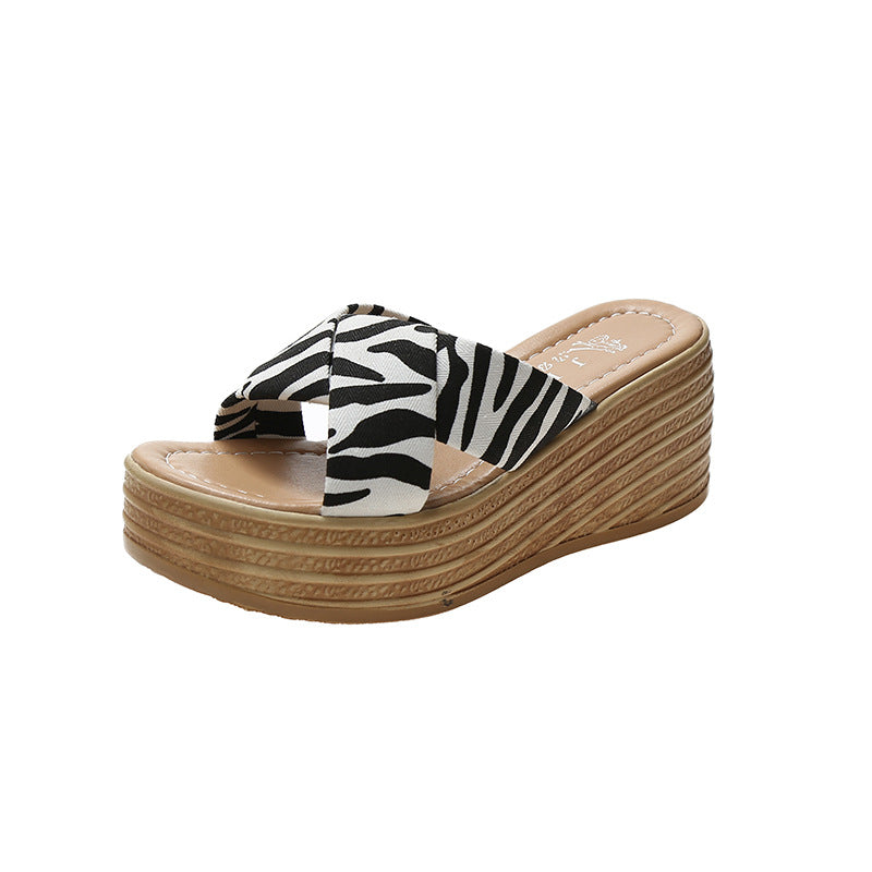 Damen Wedge-Pantoletten mit elegantem überkreuztem Riemendesign und komfortablem Hochplateau Drune
