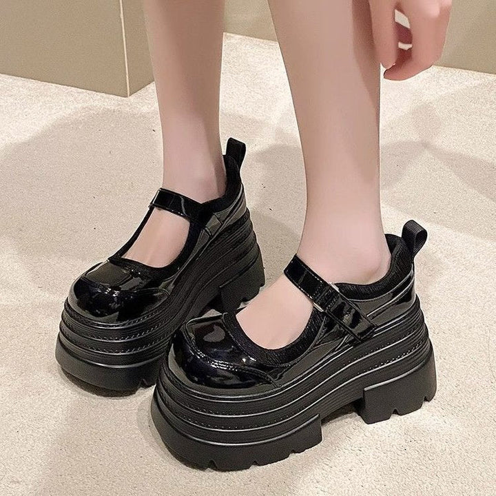 Damen Plateau-Mary-Jane Schuhe mit glänzender Oberfläche und verstellbarem Riemen Drune