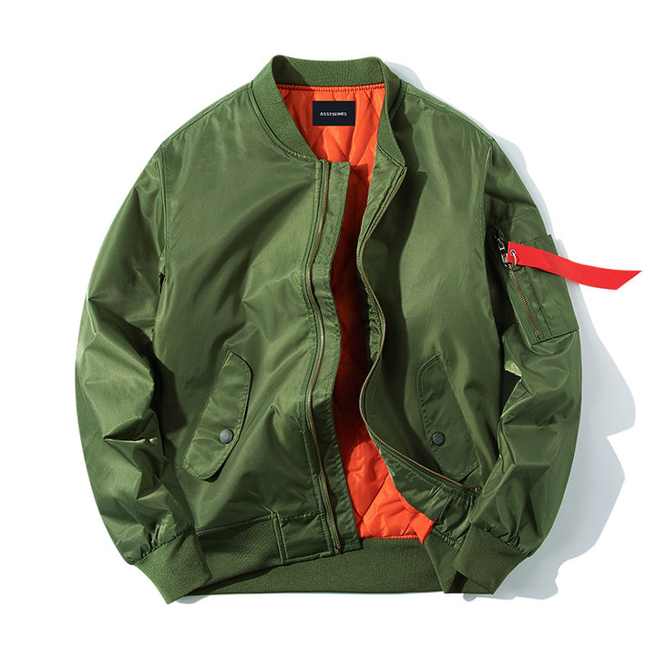 Männlicher -Diamant-Stepp-isolierter Piloten-Bomber mit Ärmel-Utility-Reißverschluss und Luftfahrt-Label Drune