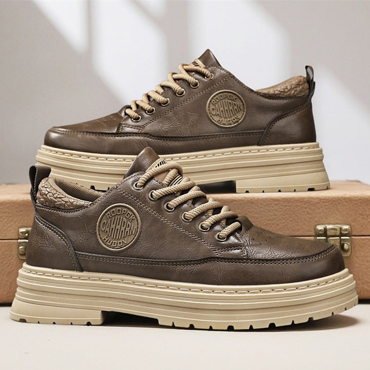 Herren robuste Plateau-Leder-Sneaker mit gepolstertem Fersenkragen, Zuglasche und griffiger Profilsohle Drune