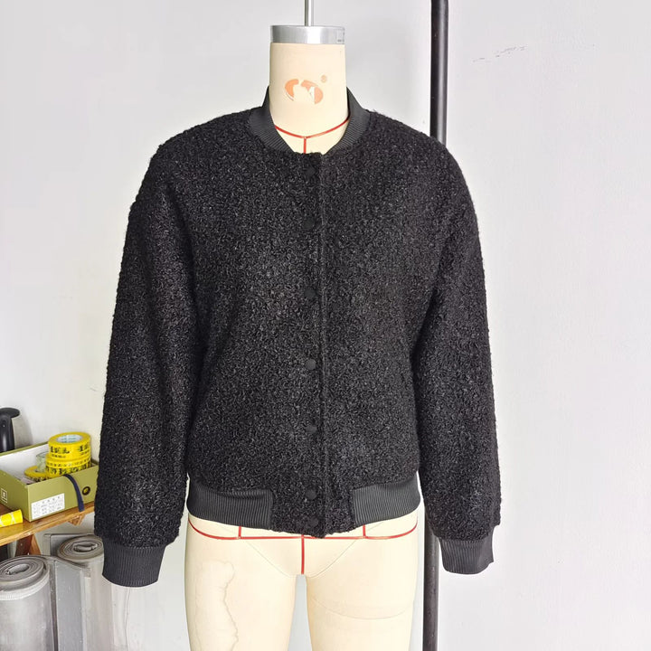 Damen nan kuschelige Teddy-Bomberjacke im College‑Style mit verdeckter Druckknopfleiste und eingearbeiteten Taschen Drune
