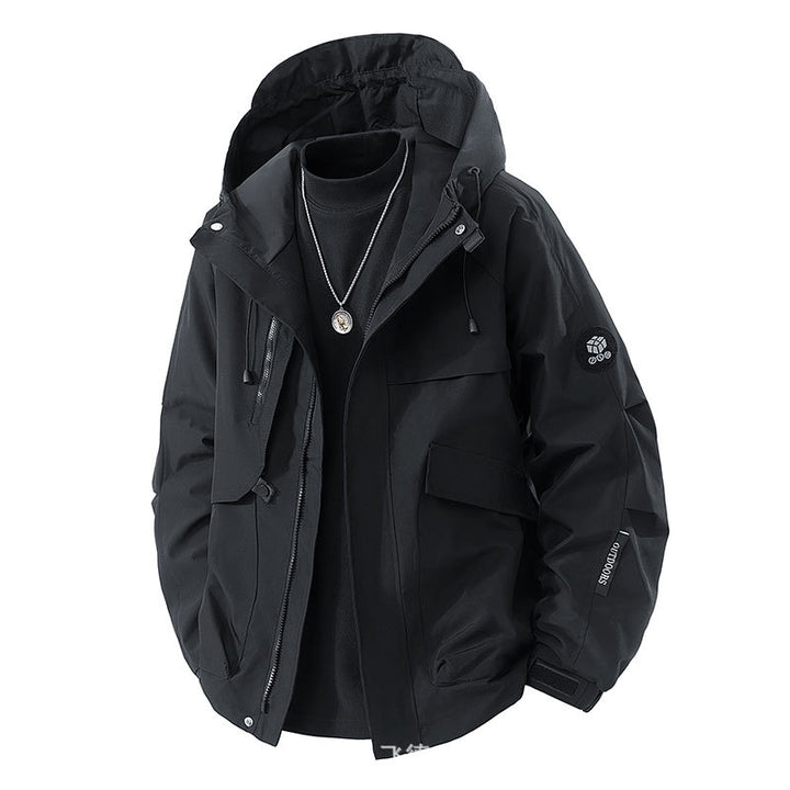 Herren Minimalistischer Urban‑Softshell‑Parka mit verdeckten Utility‑Taschen und verstellbarer Kapuze Drune