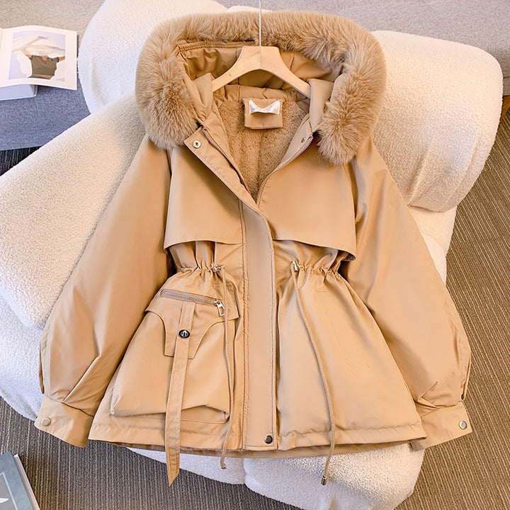 Damen nan kurzer Utility-Parka mit taillierendem Kordelzug, multifunktionalen Außentaschen und voluminöser Kapuzenblende Drune