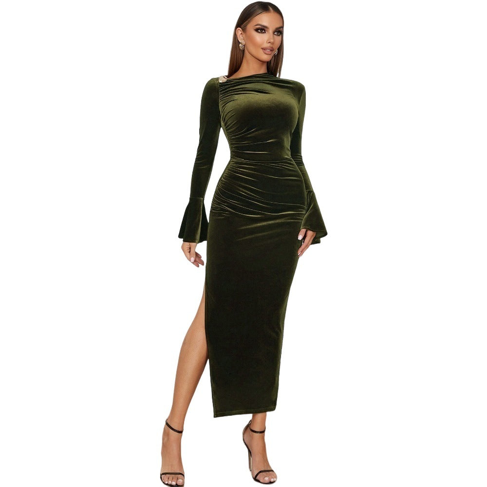 Damen figurbetontes Samt-Abendkleid mit Drapierung Ein-Schulter‑Detail Glockenärmeln und hohem Beinschlitz Drune