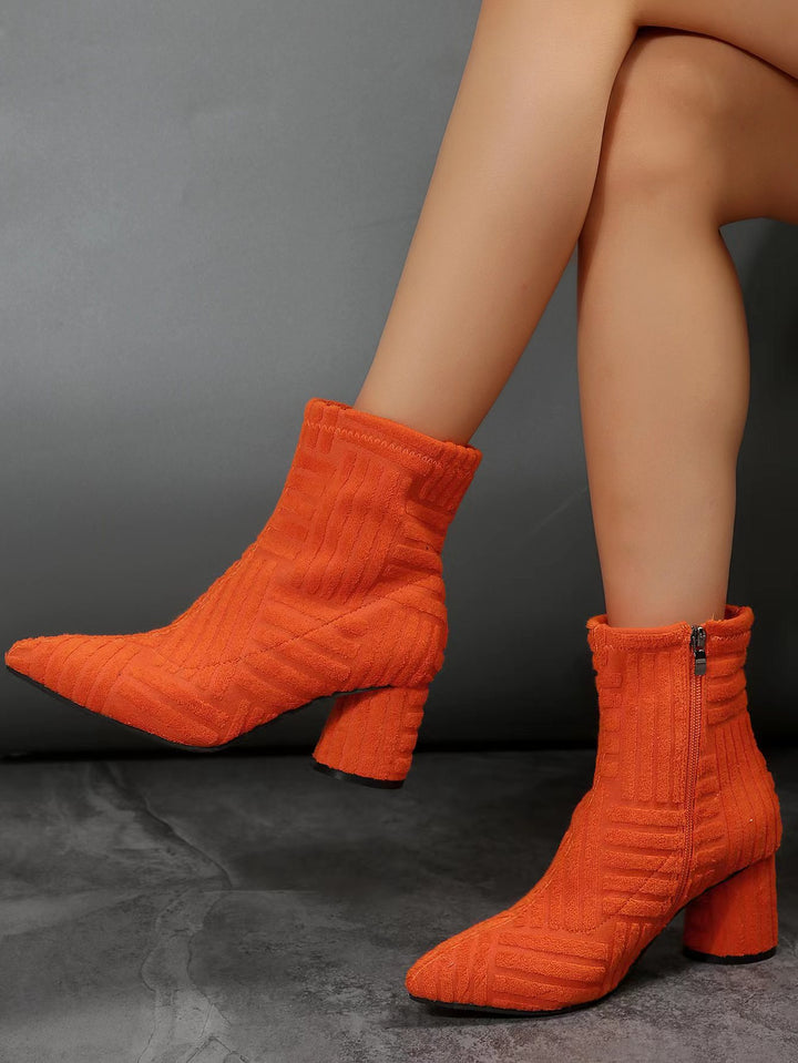 Damen Texturierte Ankle-Boots aus Frottee mit spitz zulaufender Vorderkappe und Blockabsatz Drune