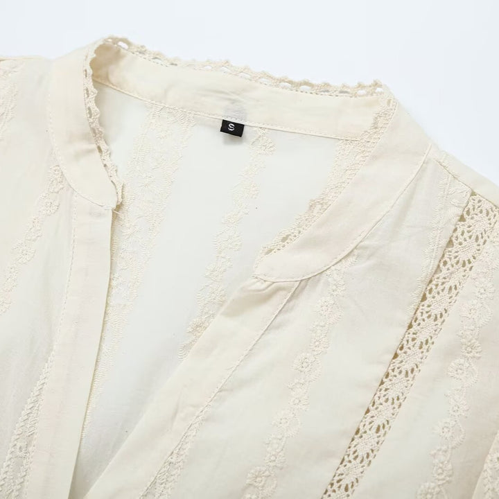 Damen Leichte Bluse mit Spitzenbesätzen, V‑Ausschnitt und taillierter Peplum‑Silhouette Drune