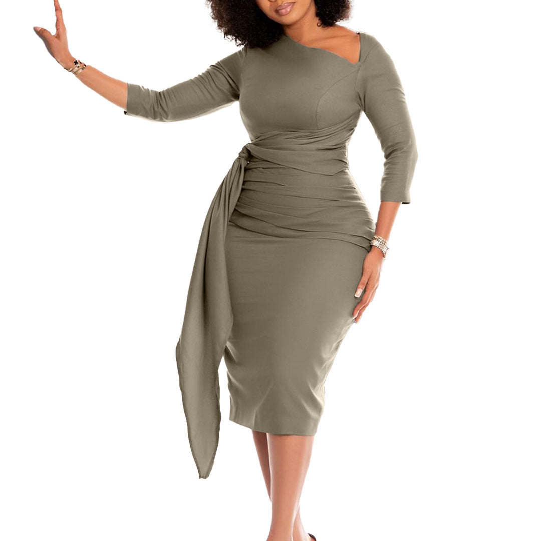 Damen Etuikleid mit eleganter Drapierung und asymmetrischem Saum Drune
