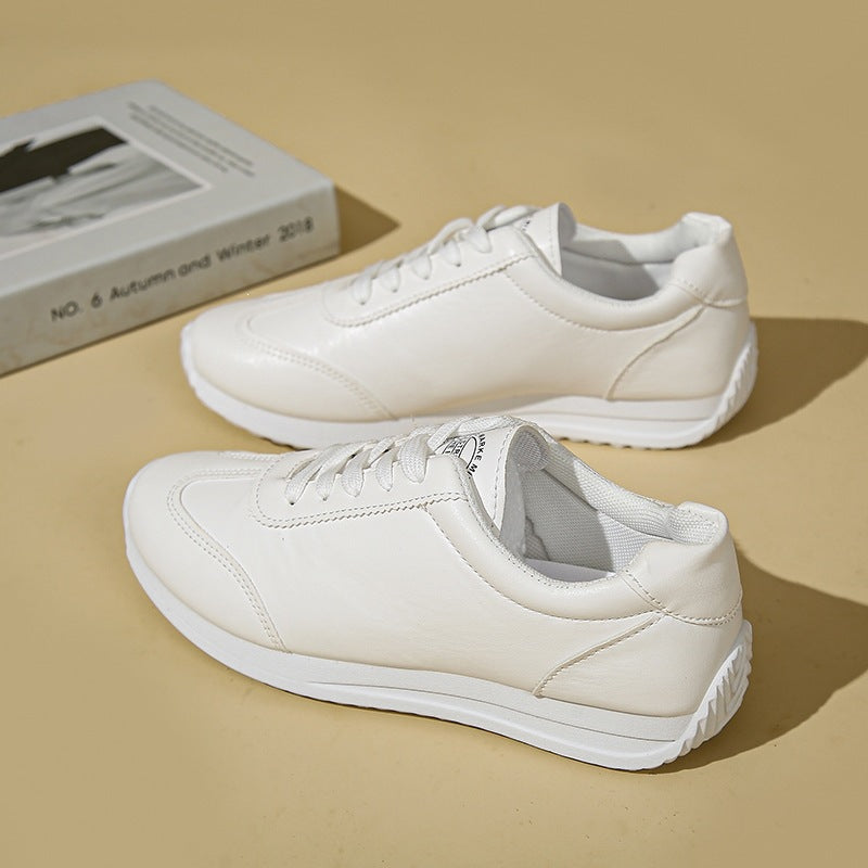 Damen Sneaker mit leichter Keilsohle und kontrastfarbenem Fersenpatch Drune